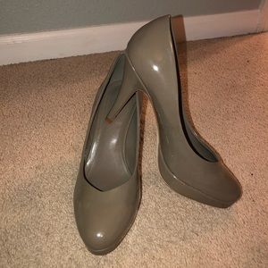 Taupe patent leather Aldo pumps